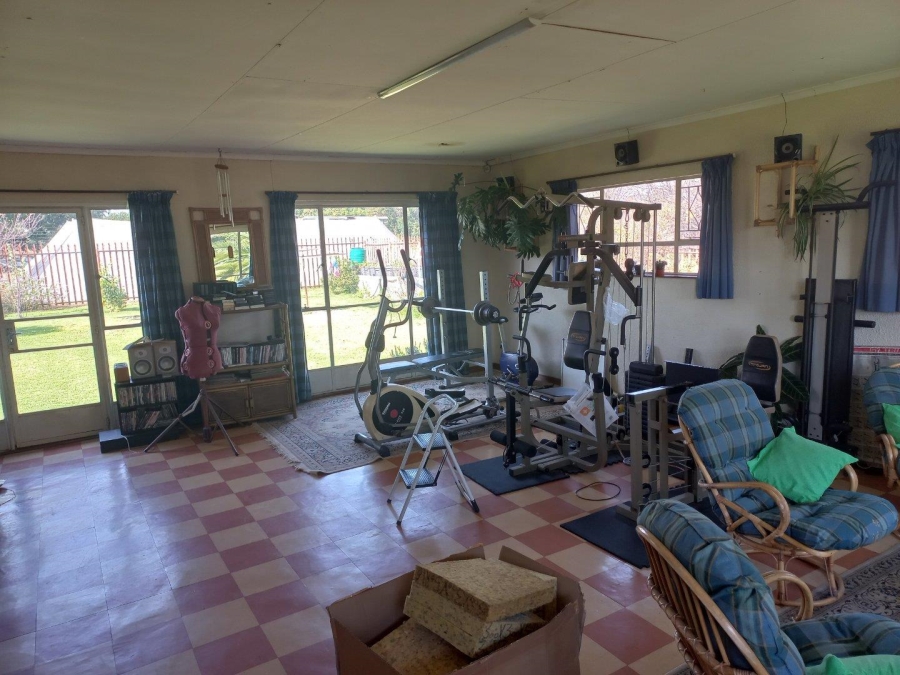 4 Bedroom Property for Sale in Dwarskloof Gauteng