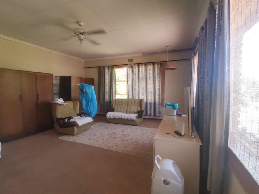 4 Bedroom Property for Sale in Dwarskloof Gauteng