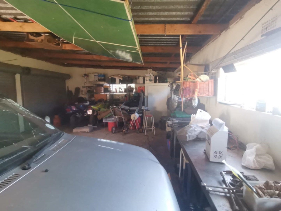 4 Bedroom Property for Sale in Dwarskloof Gauteng