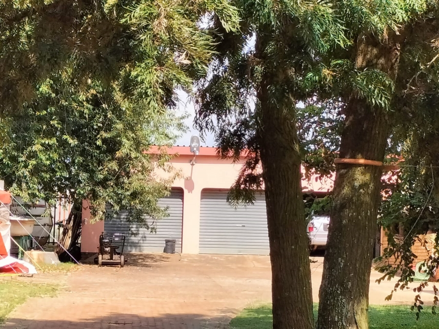 4 Bedroom Property for Sale in Dwarskloof Gauteng