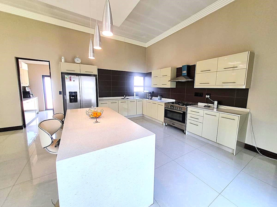 4 Bedroom Property for Sale in Copperleaf Estate Gauteng