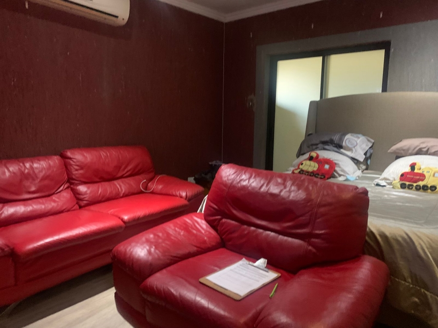3 Bedroom Property for Sale in Hillshaven Gauteng