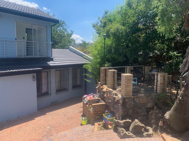 4 Bedroom Property for Sale in Ridgeway Gauteng