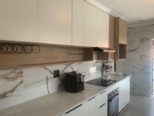 4 Bedroom Property for Sale in Ridgeway Gauteng