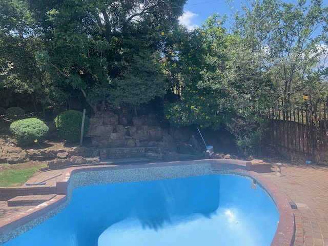 4 Bedroom Property for Sale in Ridgeway Gauteng