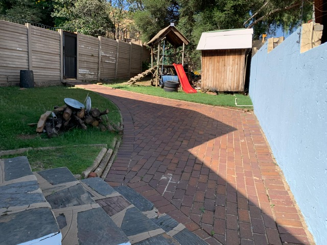 4 Bedroom Property for Sale in Ridgeway Gauteng