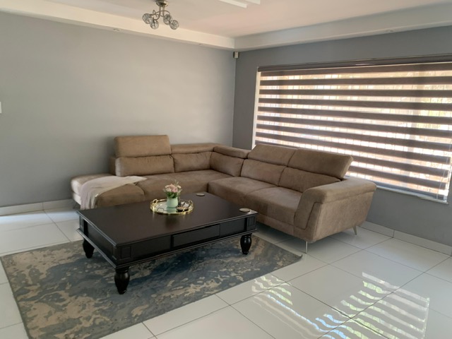 4 Bedroom Property for Sale in Ridgeway Gauteng