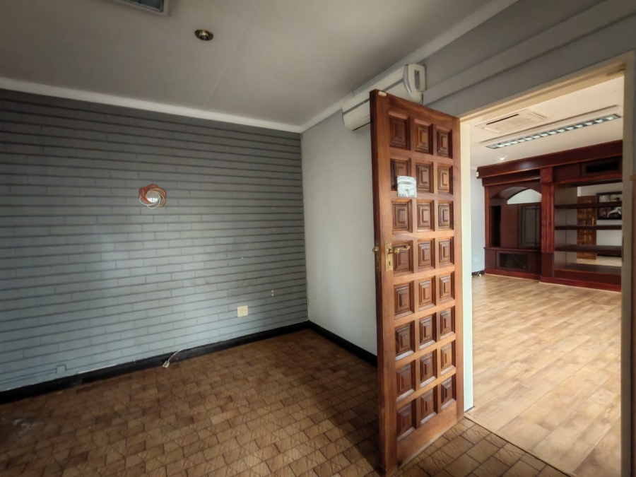 3 Bedroom Property for Sale in Three Rivers Proper Gauteng