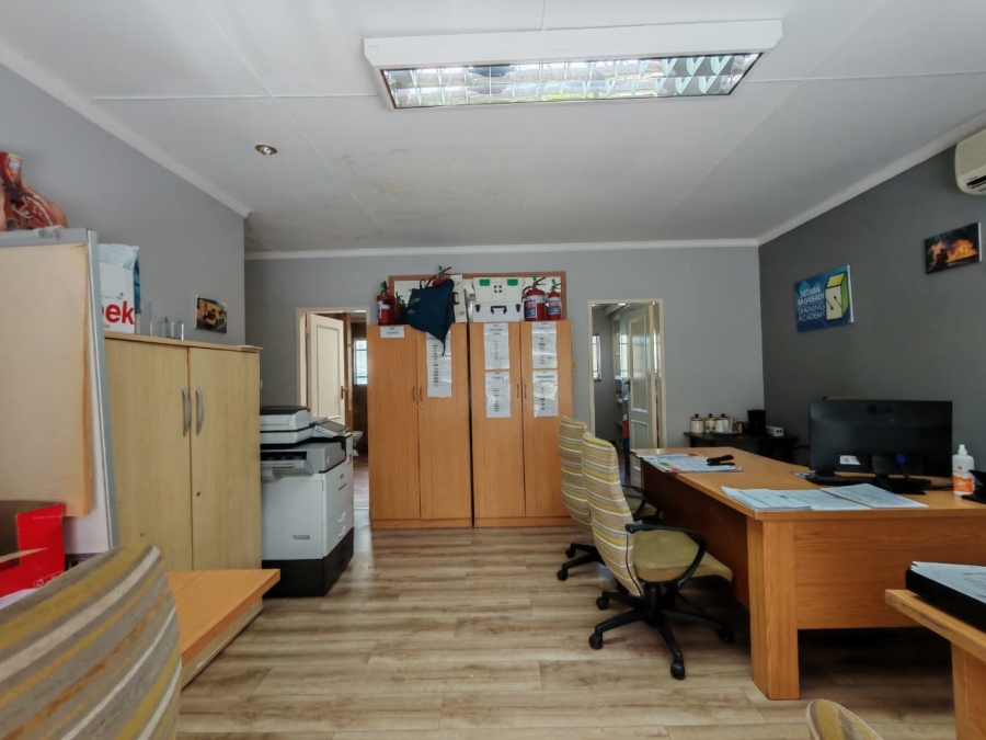 3 Bedroom Property for Sale in Three Rivers Proper Gauteng