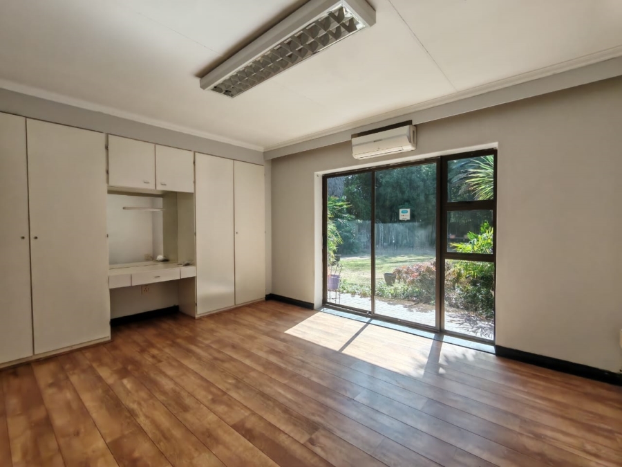 3 Bedroom Property for Sale in Three Rivers Proper Gauteng