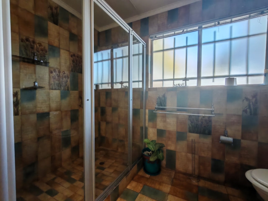 3 Bedroom Property for Sale in Three Rivers Proper Gauteng