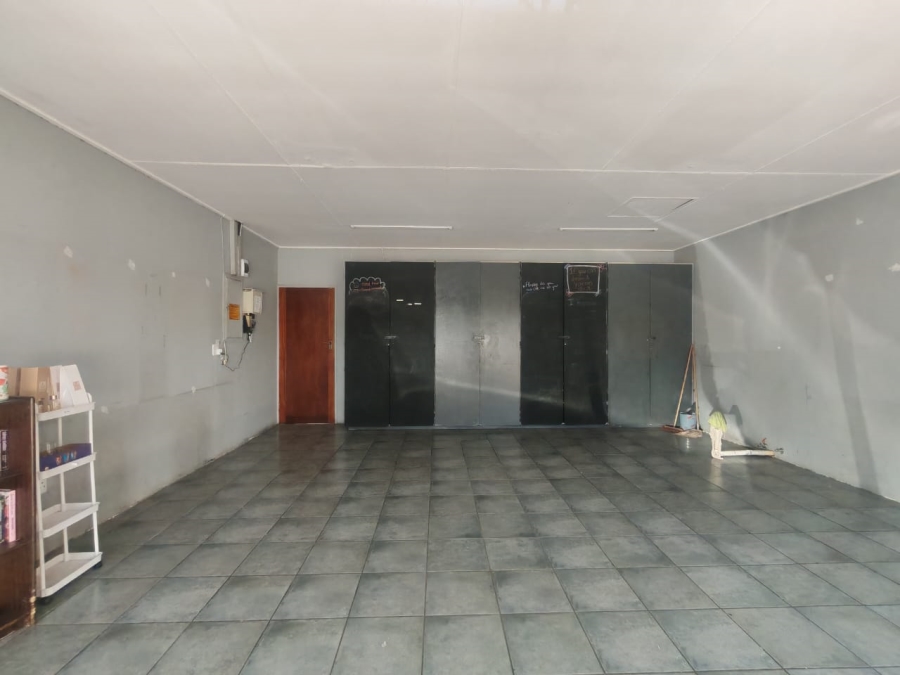 3 Bedroom Property for Sale in Three Rivers Proper Gauteng