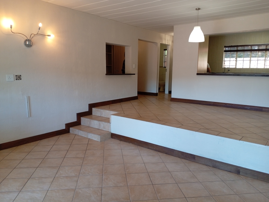 3 Bedroom Property for Sale in Constantia Kloof Gauteng
