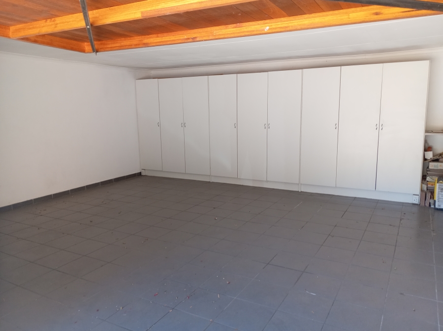 3 Bedroom Property for Sale in Constantia Kloof Gauteng