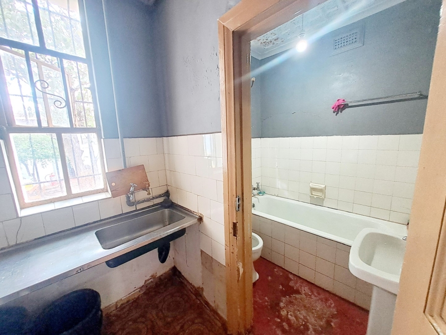 10 Bedroom Property for Sale in Berea Gauteng