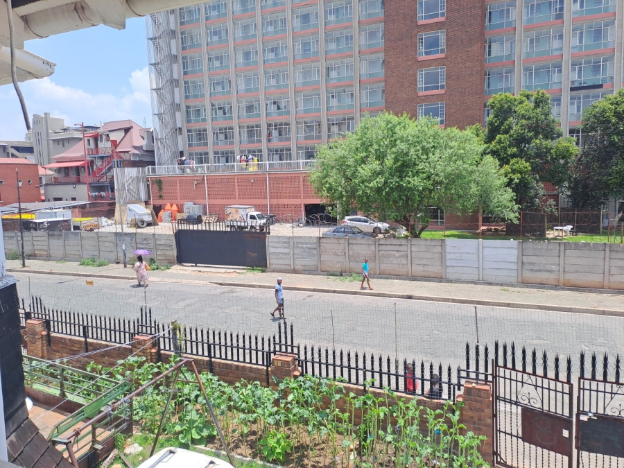 10 Bedroom Property for Sale in Berea Gauteng