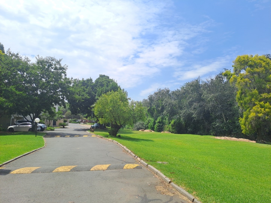 2 Bedroom Property for Sale in Rembrandt Park Gauteng