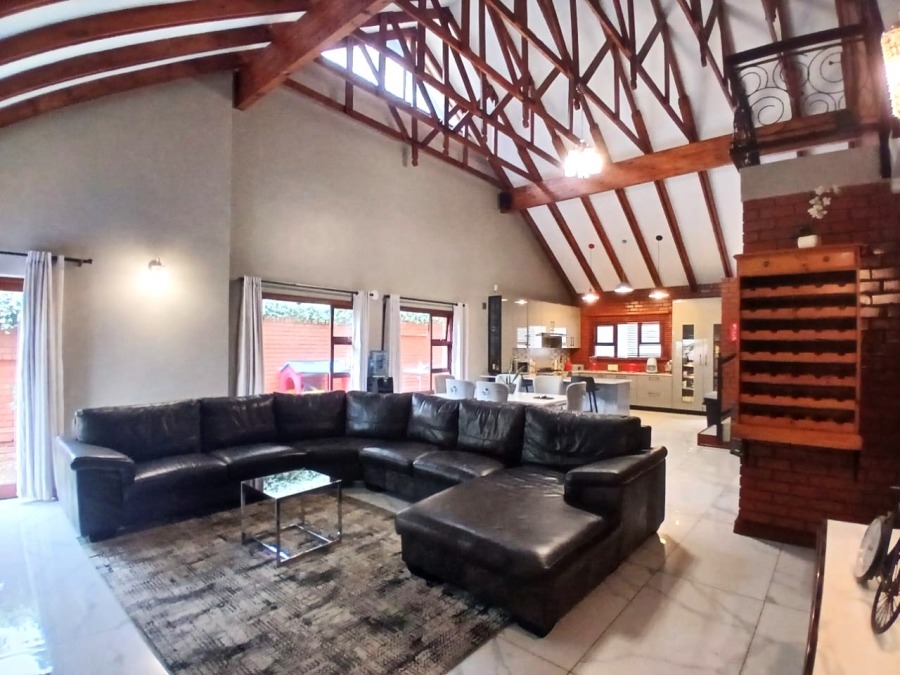 To Let 3 Bedroom Property for Rent in Equestria Gauteng