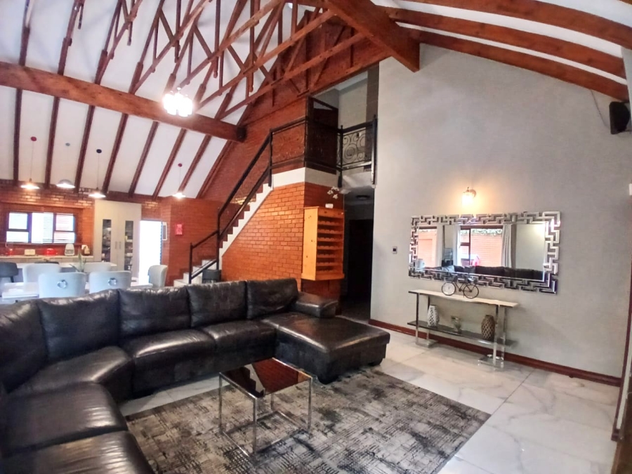 To Let 3 Bedroom Property for Rent in Equestria Gauteng