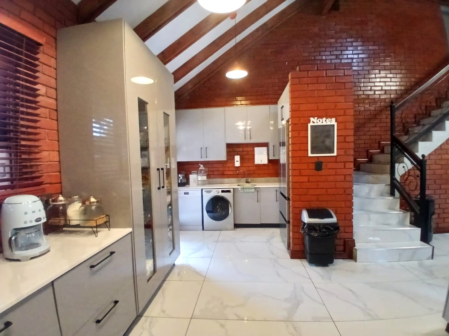 To Let 3 Bedroom Property for Rent in Equestria Gauteng