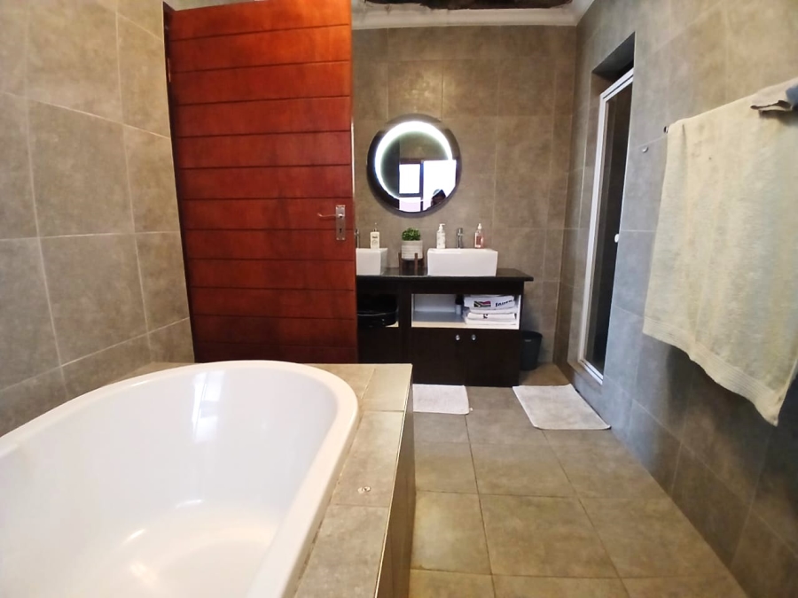 To Let 3 Bedroom Property for Rent in Equestria Gauteng