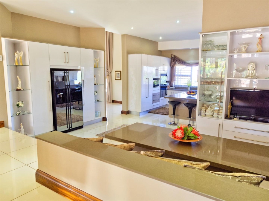 5 Bedroom Property for Sale in Blue Saddle Ranches Gauteng