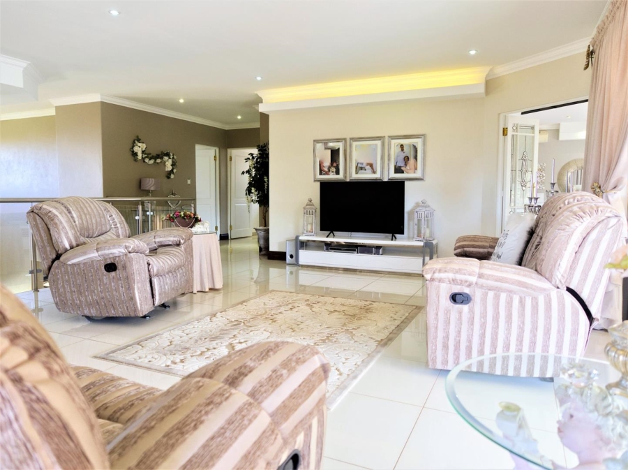 5 Bedroom Property for Sale in Blue Saddle Ranches Gauteng