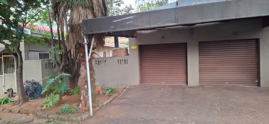 3 Bedroom Property for Sale in Westonaria Gauteng