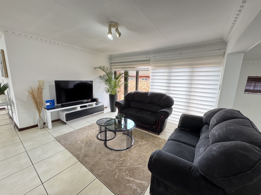 3 Bedroom Property for Sale in Meyerspark Gauteng