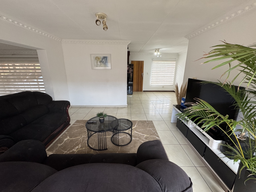 3 Bedroom Property for Sale in Meyerspark Gauteng