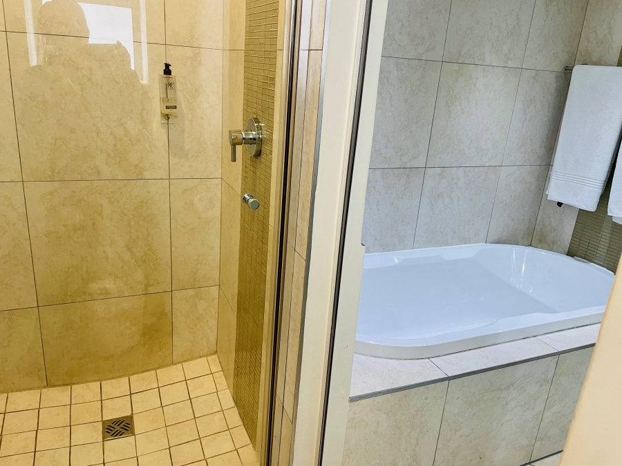 2 Bedroom Property for Sale in Morningside Gauteng