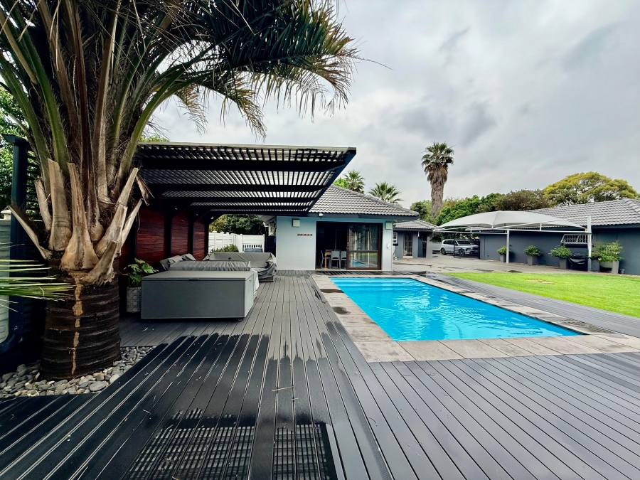 4 Bedroom Property for Sale in Risiville Gauteng