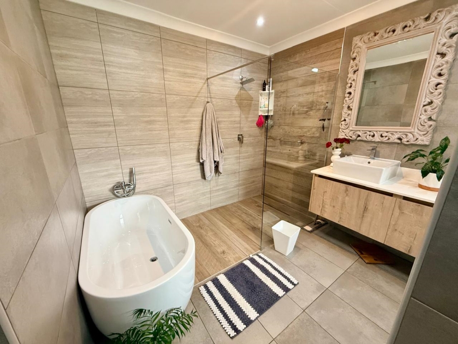 4 Bedroom Property for Sale in Risiville Gauteng