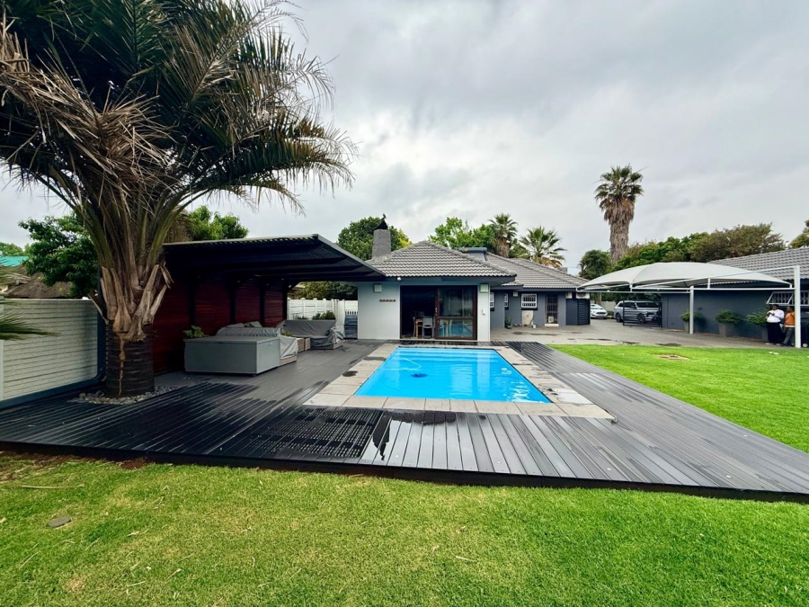 4 Bedroom Property for Sale in Risiville Gauteng