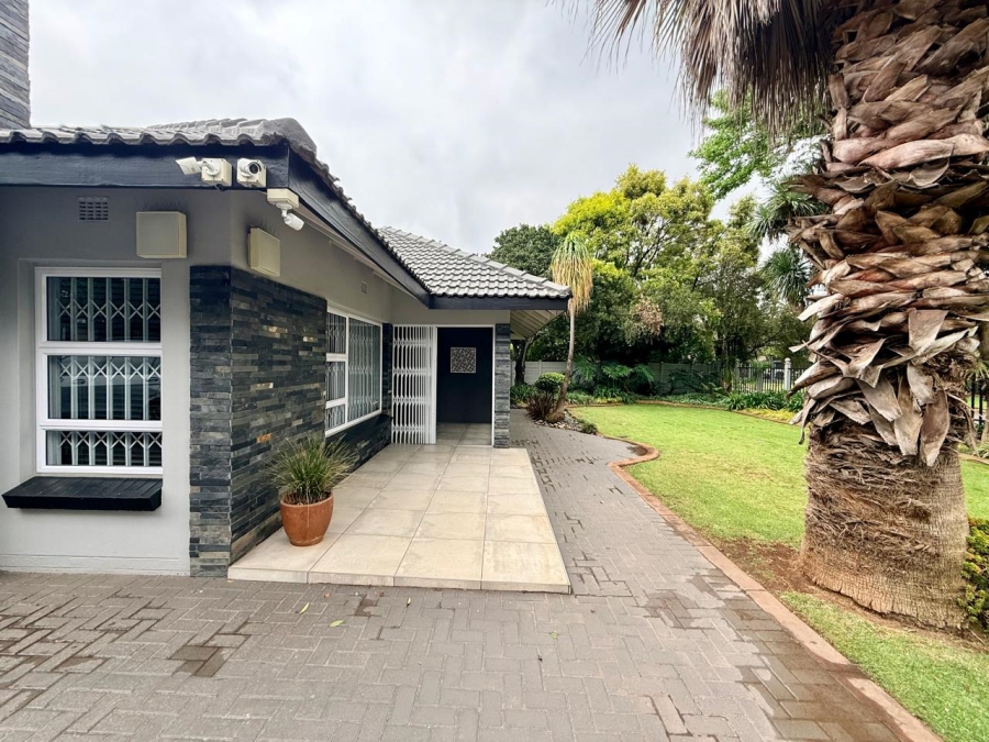 4 Bedroom Property for Sale in Risiville Gauteng