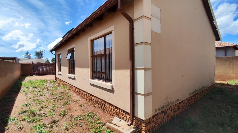 3 Bedroom Property for Sale in Alliance Gauteng