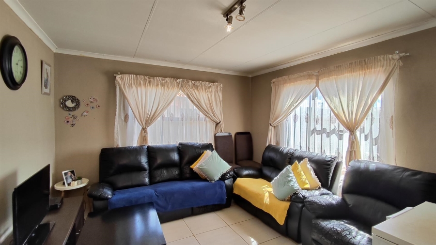 3 Bedroom Property for Sale in Alliance Gauteng