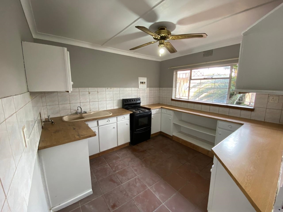 2 Bedroom Property for Sale in New Redruth Gauteng