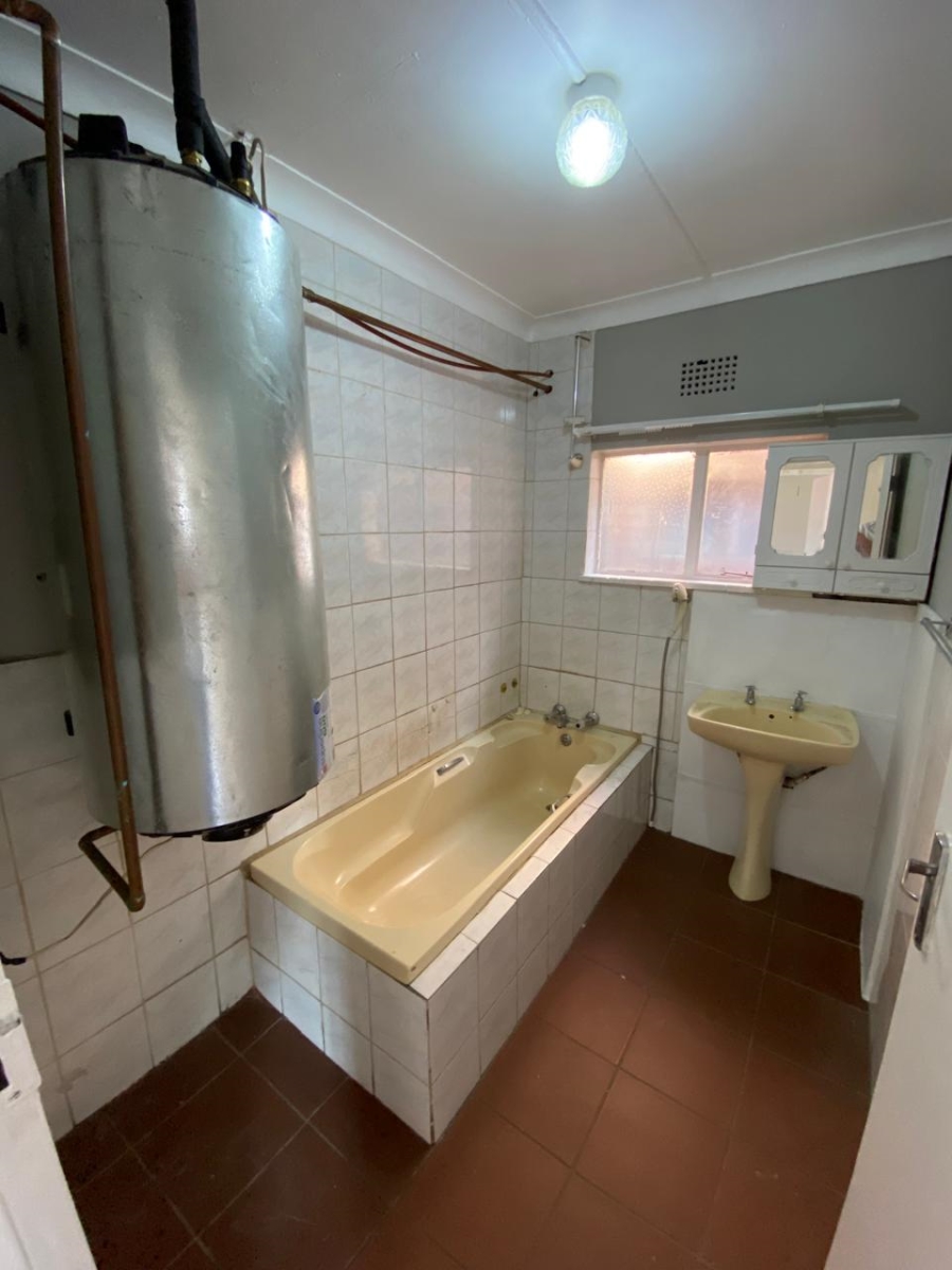 2 Bedroom Property for Sale in New Redruth Gauteng