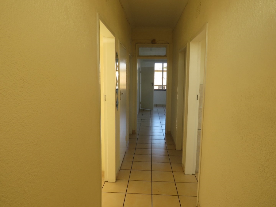 2 Bedroom Property for Sale in New Redruth Gauteng