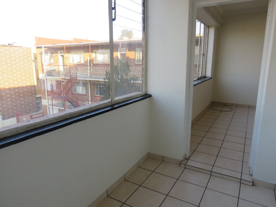 2 Bedroom Property for Sale in New Redruth Gauteng