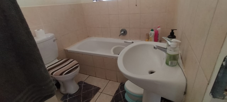 3 Bedroom Property for Sale in Greenhills Gauteng