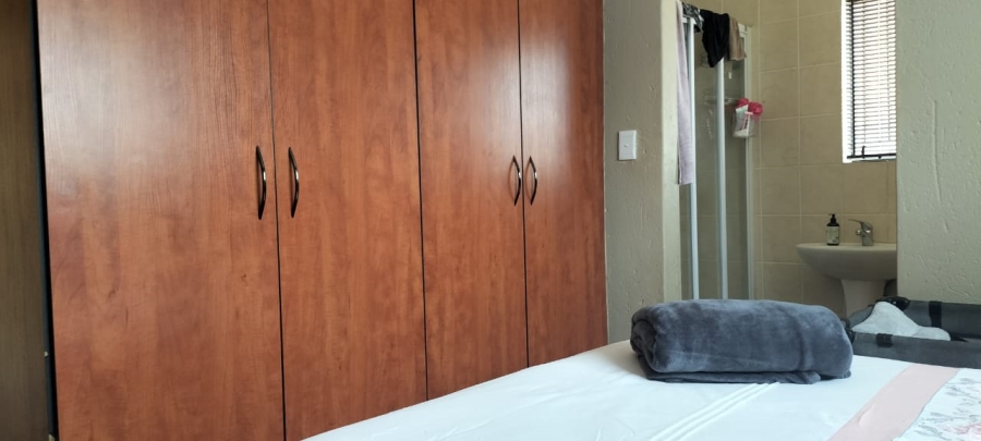 3 Bedroom Property for Sale in Greenhills Gauteng