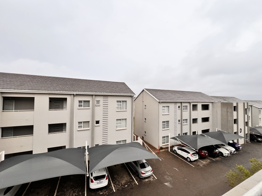 2 Bedroom Property for Sale in Blue Hills Gauteng