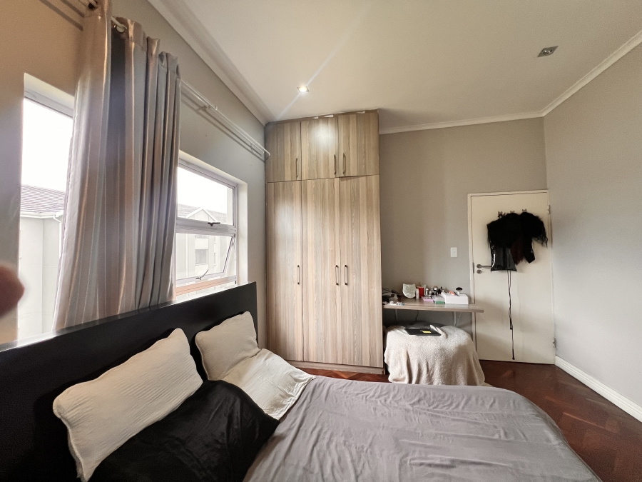 2 Bedroom Property for Sale in Blue Hills Gauteng