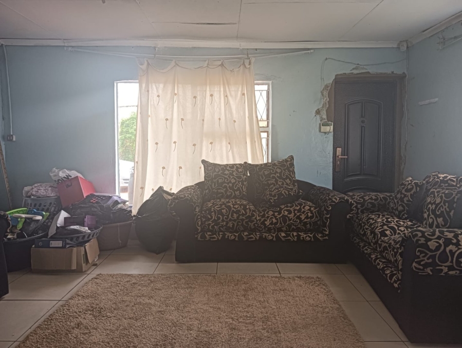 5 Bedroom Property for Sale in Hillside Gauteng