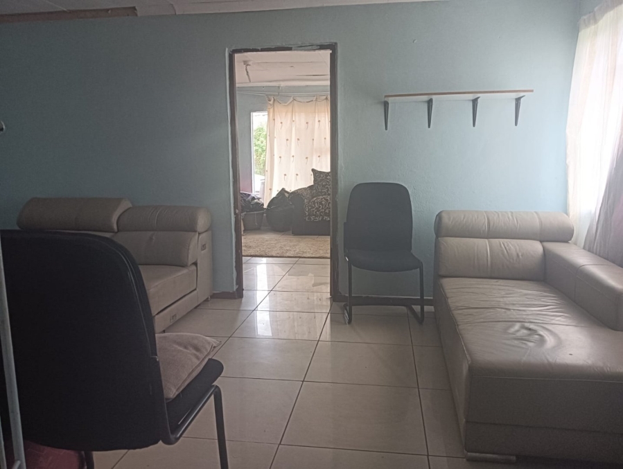 5 Bedroom Property for Sale in Hillside Gauteng