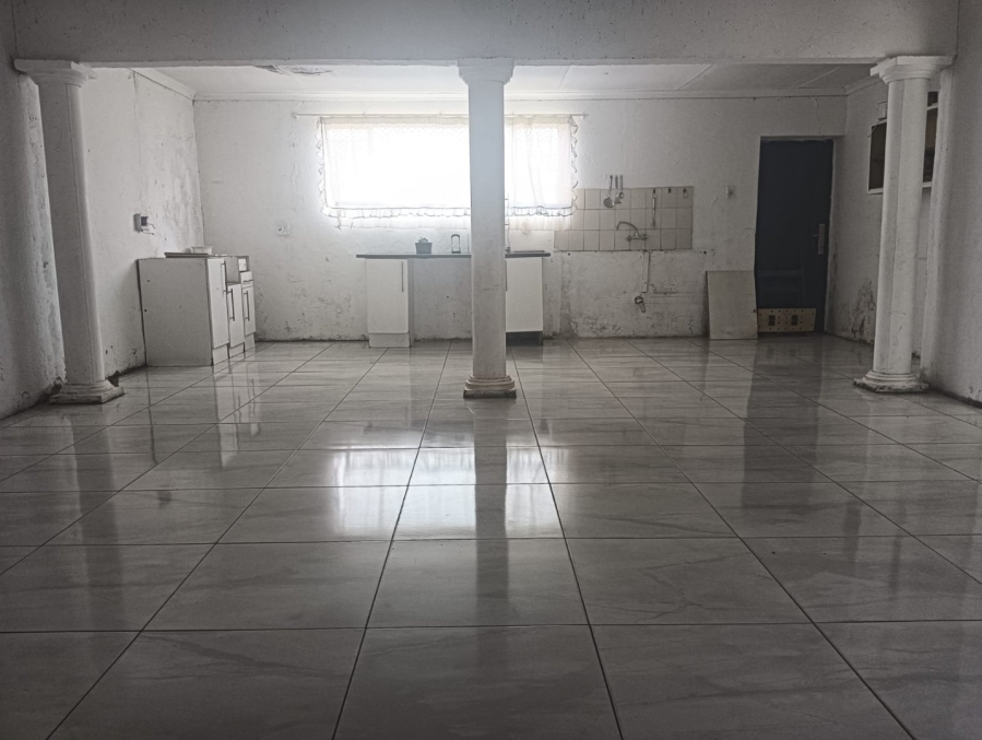 5 Bedroom Property for Sale in Hillside Gauteng