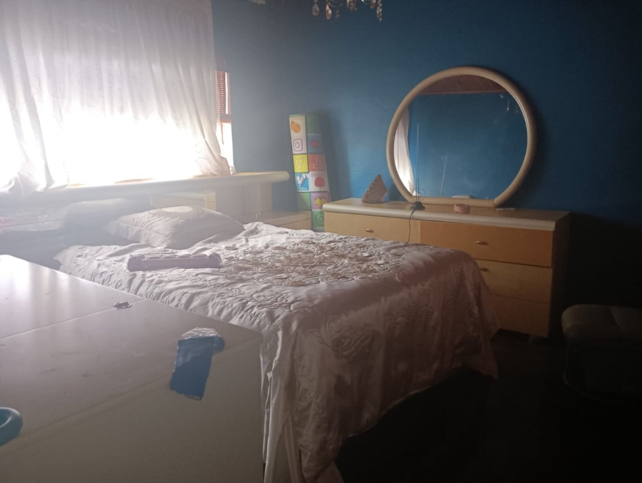 5 Bedroom Property for Sale in Hillside Gauteng