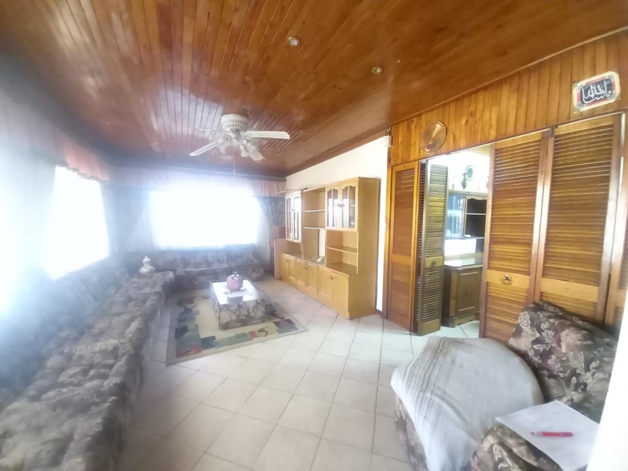 6 Bedroom Property for Sale in Actonville Gauteng